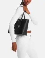 Michael Kors 35S0GTVT1LBLCK Δερμάτινη Γυναικεία Τσάντα Ώμου Σε Μαύρο - Image 4